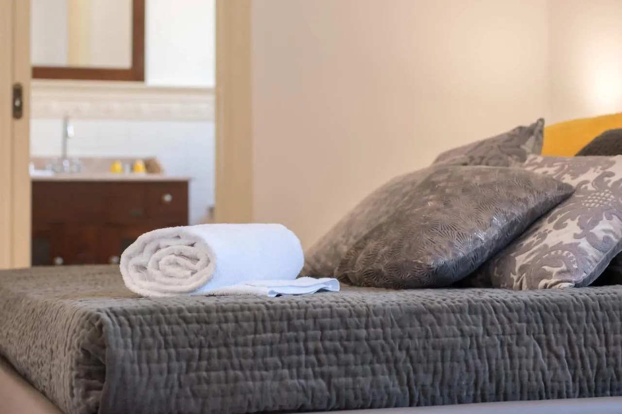Duomo Seaside Deluxe Apartment By Ortigia Apartments Syracuse