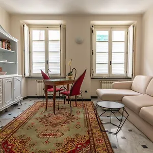 Casa Marina Nel Cuore Di , Genoa Italy